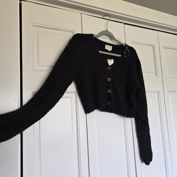 Jun & Ivy Black Eyelash Crop Button-Up Cardigan - Picture 3 of 10
